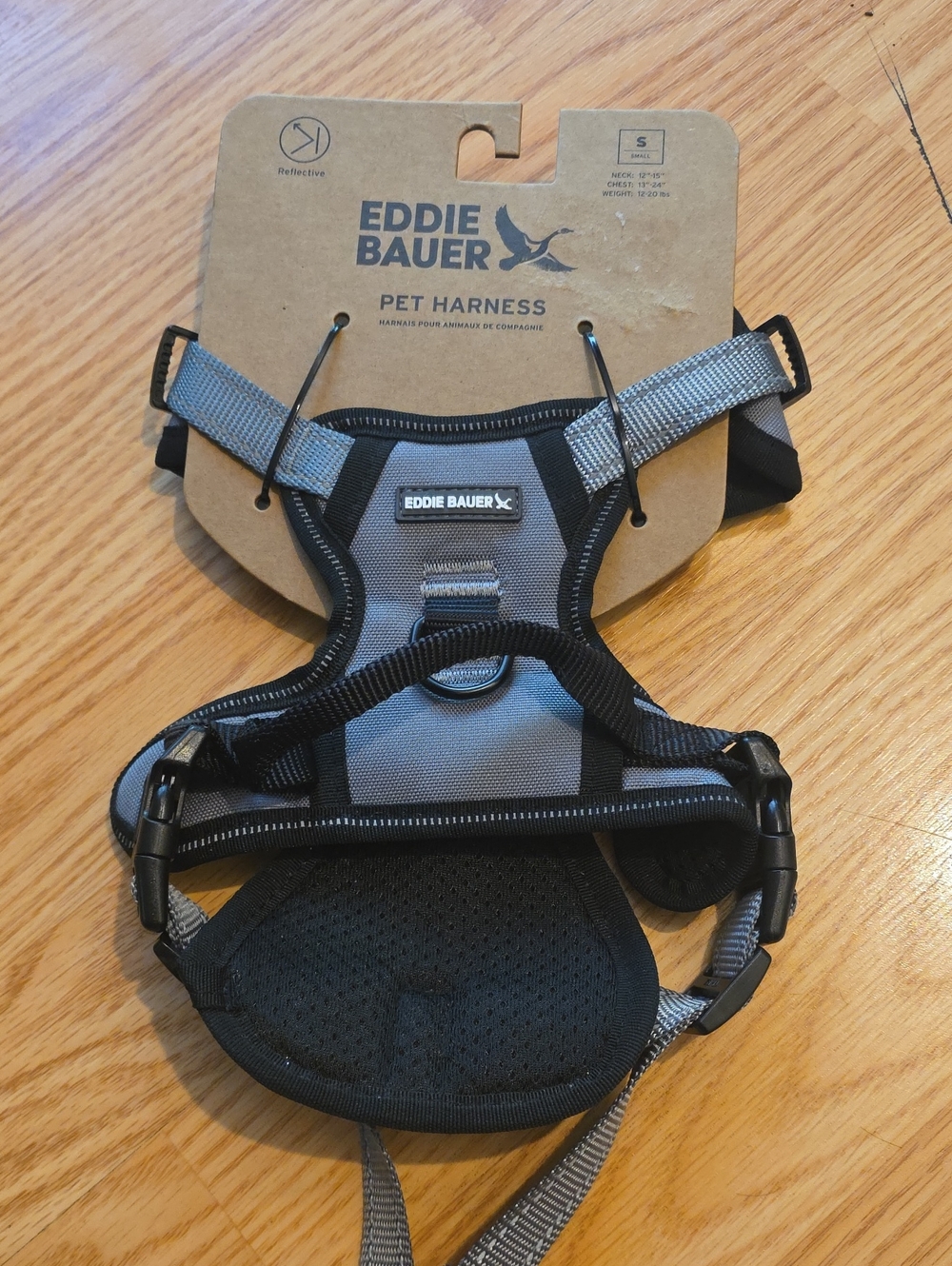 Eddie Bauer Gray and Black Reflective Dog Harness